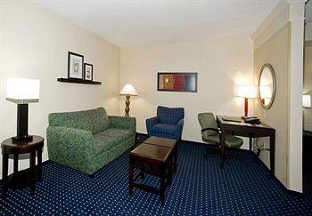 สปริงฮิลล์ สวีท แทมปา แบรนดอน Hotel ภายนอก รูปภาพ